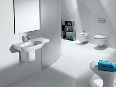Унитаз подвесной Roca Meridian 346248000 укороченный , изображение 3