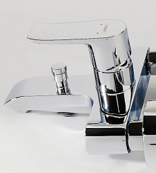 Фото Смеситель Hansgrohe Metris 31480000 для ванны с душем
