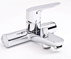 Фото Смеситель Hansgrohe Focus E2 31940000 для ванны с душем