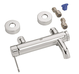 Фото Смеситель Grohe Essence New 33624001 для ванны с душем