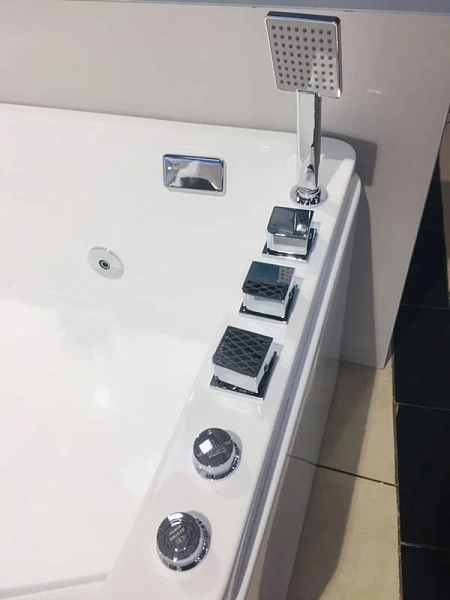 Акриловая ванна Orans 65100XL 170x120 , изображение 8