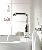 Изображение Смеситель Grohe Essence New 32901001 для раковины Смеситель Grohe Essence New 32901001 для раковины , изображение 3
