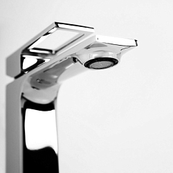 Фото Смеситель BelBagno Luce LUC-LVM-CRM для раковины
