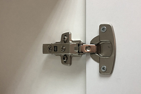 Фото Зеркало-шкаф Comforty Сорренто 90 светло-серый